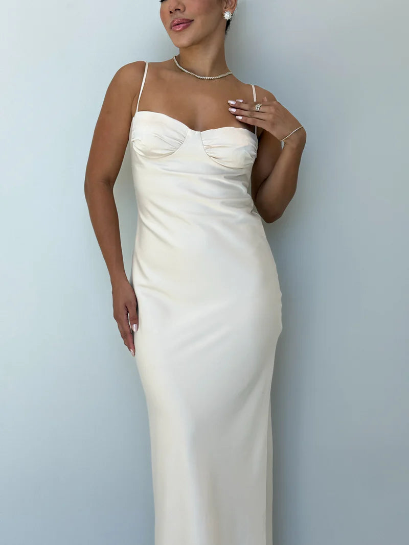 Vestido Acetinado Helena