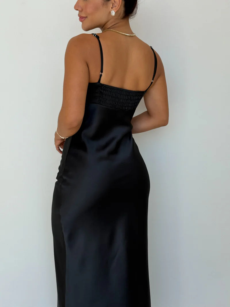 Vestido Acetinado Helena